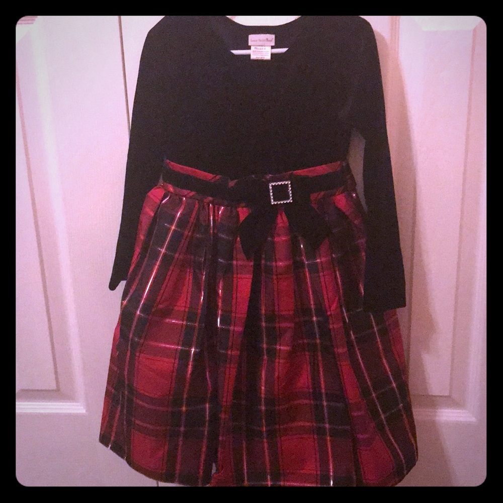 Holiday dress. Red plaid with velvet top.